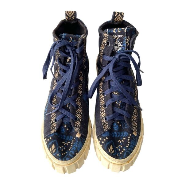 Farm Rio Black and Blue Macaw Forest Flatform High Top Sneaker in Size EU 40 - Picture 2 of 11